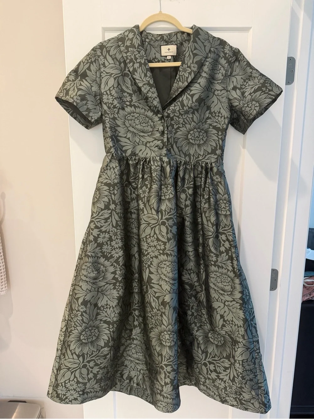 Like new. Tuckernuck Emerald Mirasol Jacquard Adelaide Dress. Sz M. - Picture 2 of 6